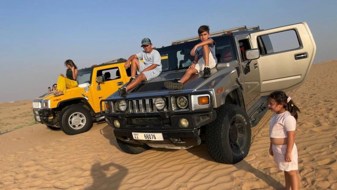 Hummer desert safari Dubai dune bashing