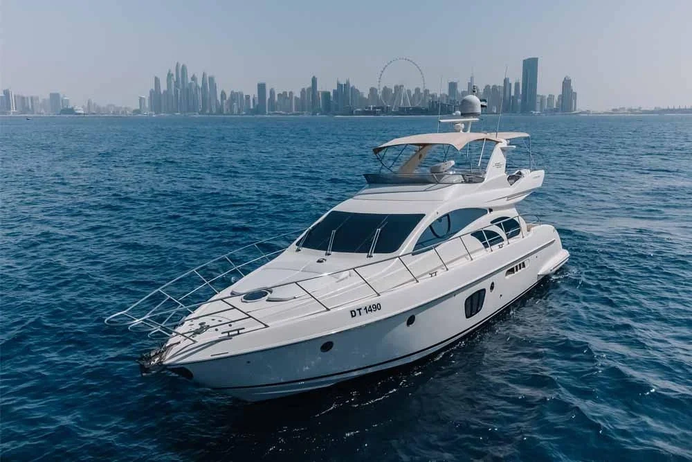 Dubai yacht cruise