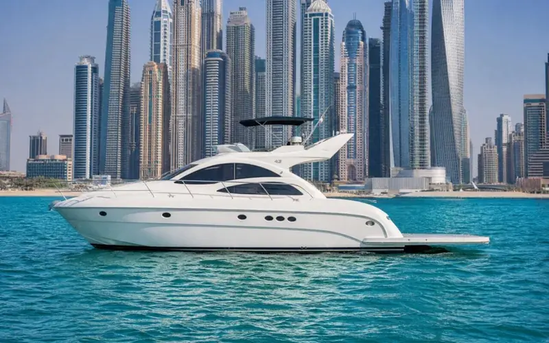 Azimut 43ft yacht